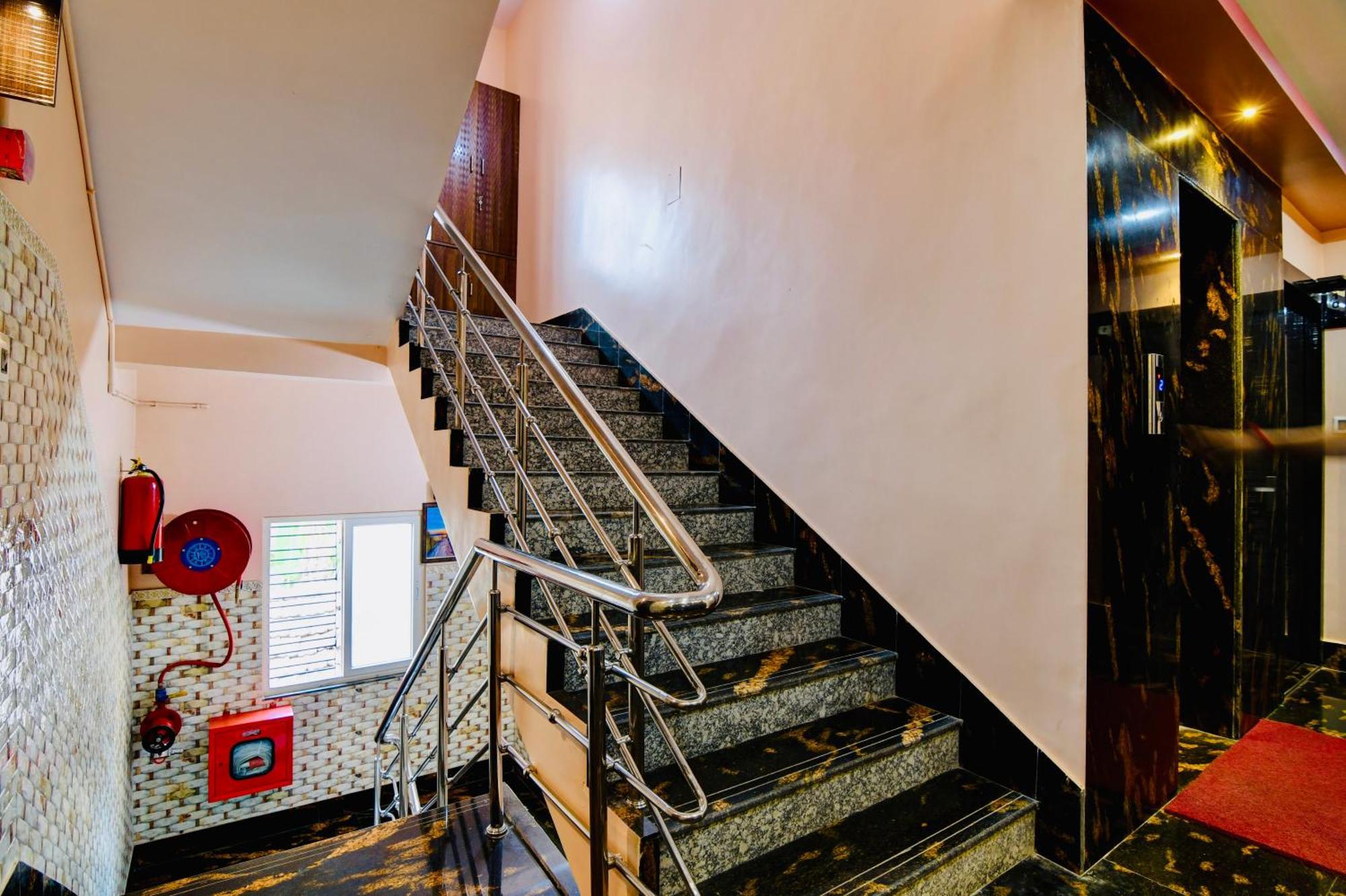 Hotel Kanan Inn كولكاتا المظهر الخارجي الصورة